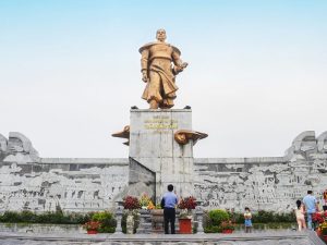 Khám phá những trải nghiệm linh thiêng trong tour Đền Cửa Ông đầu năm